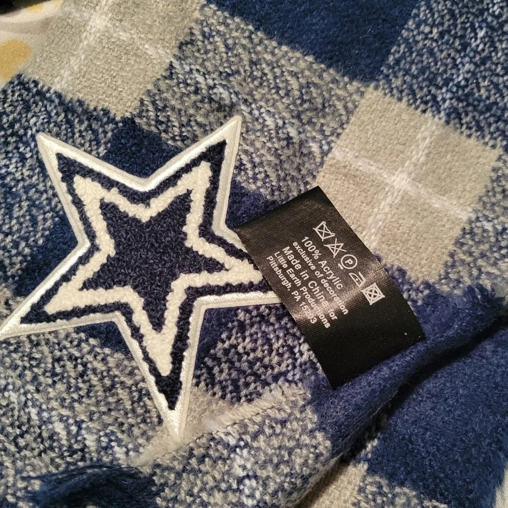 NFL little earth